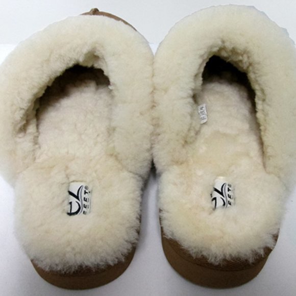 EZ Feet Women’s Shearling Scuffs Fluffy Breathable Slip-On Slippers - Picture 3 of 6